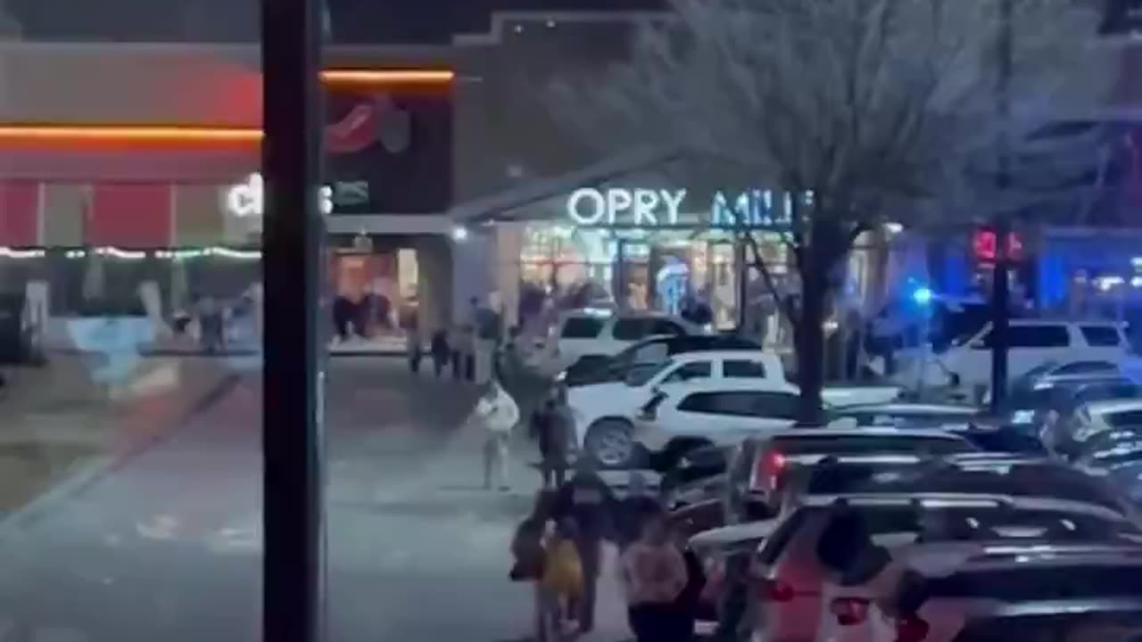 Crowds Scramble After Shots Fired at Opry Mills Mall in Tennessee