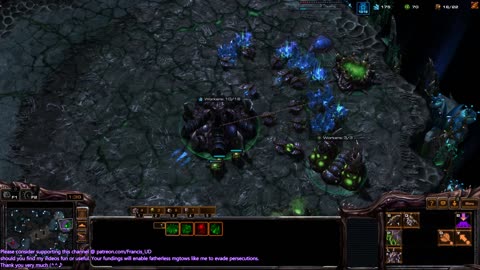 starcraft2 zerg v zerg got defeated by roaches rush again:/