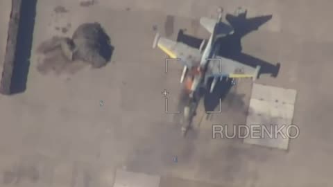 Lancet Drone Strike on a Ukrainian SU-25 Near Krivyi Rih