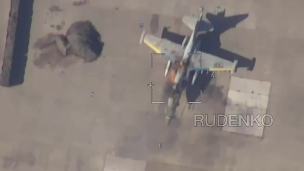 Lancet Drone Strike on a Ukrainian SU-25 Near Krivyi Rih