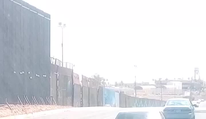 MURO DE TRUMP COMPARANDO LA ALTURA CON EL ANTIGUO CERCO FRONTEGIXO MEXICALI