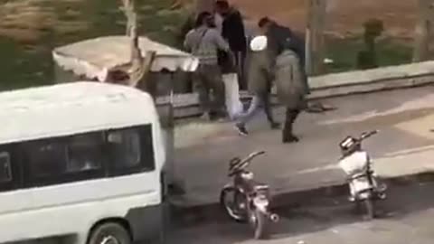 The video shows Assad's brave warriors in the Mazzeh neighborhood.