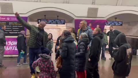 Klitschko visited people in shelter in one of Kyiv’s subway stations