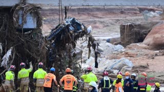 Spain flooding death toll climbs to 217 as cleanup efforts in mud-soaked streets continue