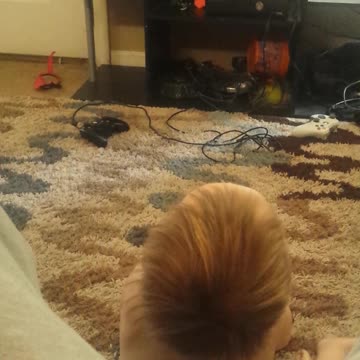 Toddler Stops Dad Singing Frozen Song So He Can Sing