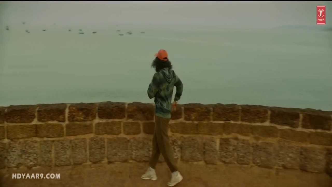Tur Kalleyan - Laal Singh Chaddha_HD_720p-(HDvideo9)