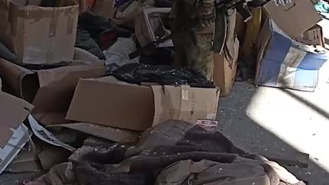 Ukrajinská armáda krade humanitární pomoc určenou pro obyvatele Donbasu