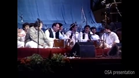 Akhiyan Udeek Diyan - Nusrat Fateh Ali Khan Live