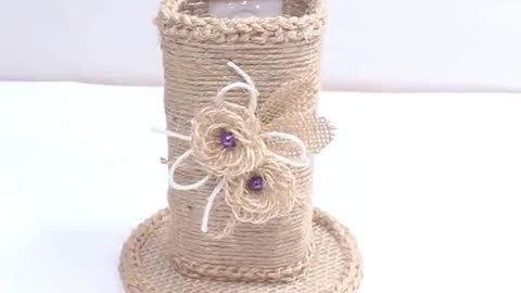 A very unique little flower basket was made