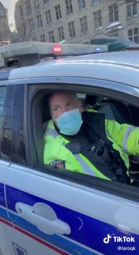 Ottawa Police In Support Of Truckers