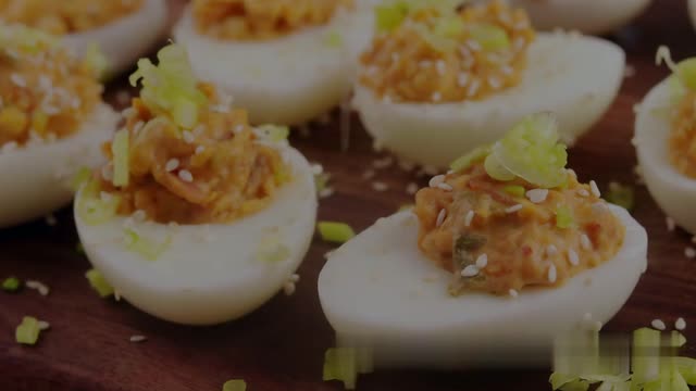 Keto Recipes #6: Bacon and Kimchi Deviled Eggs