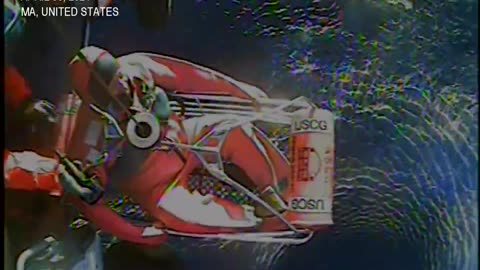 Shared By George News: Dramatic rescue from burning boat, April 30, 2021