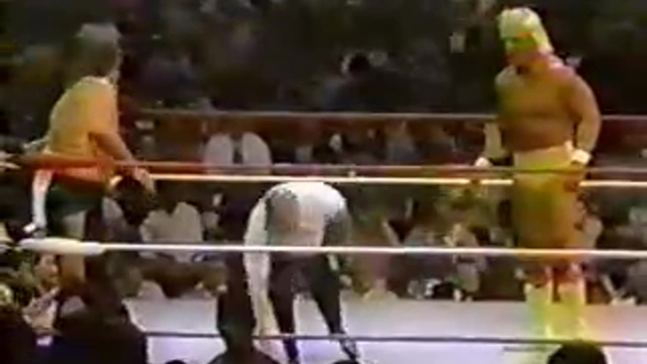 WWF Saturday Night's Main Event #1 May 11 1985