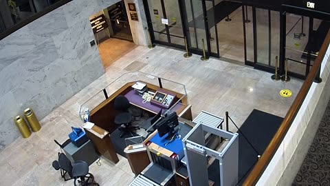 1451HSOB02ConAveDoor_2021-01-06_07h14min05s803ms.mp4