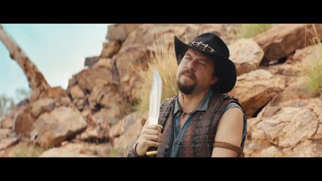 Tourism Australia Dundee Super Bowl w/ Chris Hemsworth and Danny McBride (Extended)