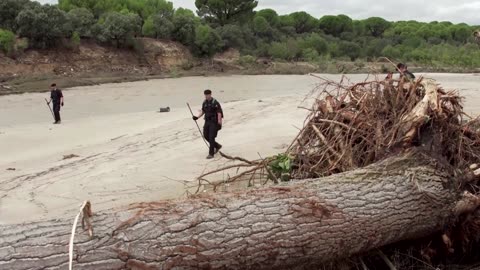 Downpours in Spain cause deadly floods