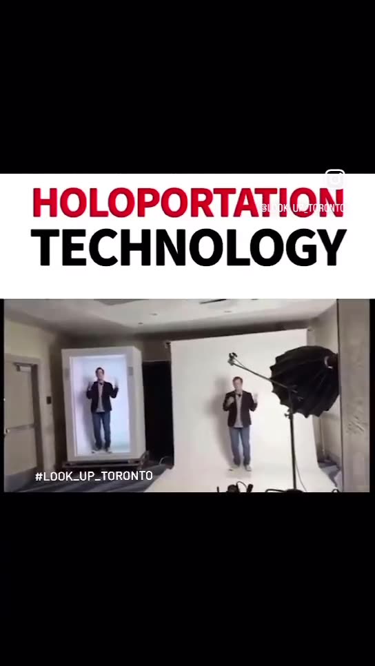 Holographic teleportation