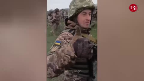 Preparing for a counteroffensive - footages of Ukrainian army advancing in great force