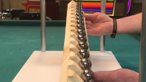 Pendulum wave machine