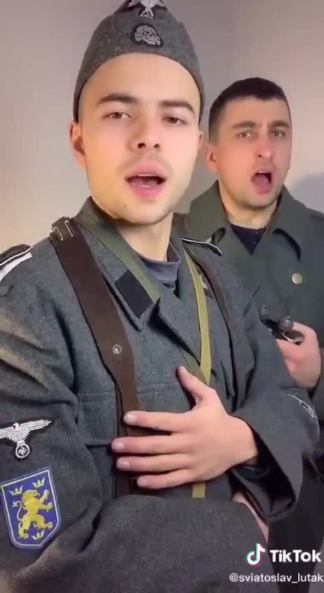 No Nazism in Ukraine... Trust the mainstream media,they always tell the "truth