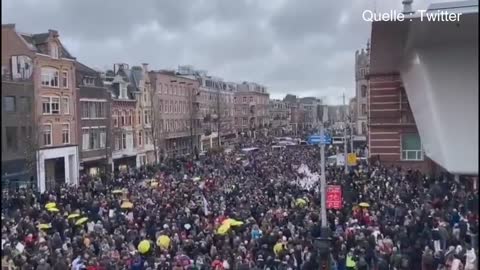 Polizeibrutalität gegen die eigene Bevölkerung in Amsterdam - 02.01.2022