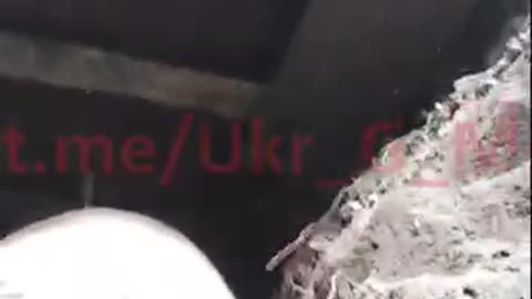 ΟΥΚΡΑΝΟΣ ΣΤΡΑΤΙΩΤΗΣ ΕΝ ΩΡΑ ΒΟΜΒΑΡΔΙΣΜΟΥ