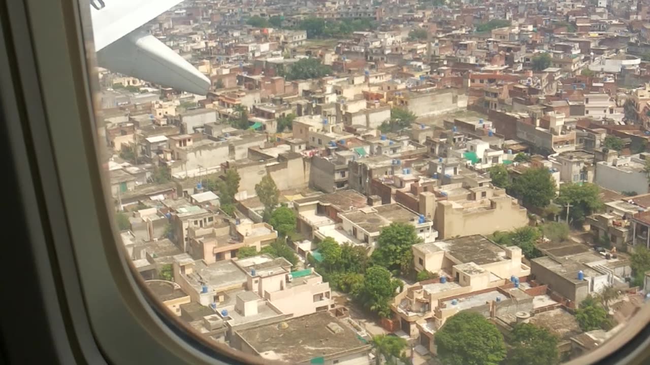 lahor landing 🛬🛬🛬