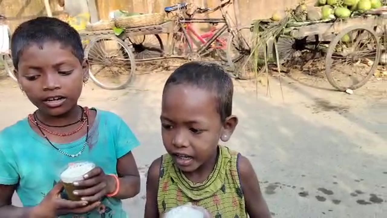 4 kids chanting Hare Krishna