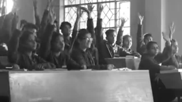 Kal kitne log pahli bar school jaynge?😅