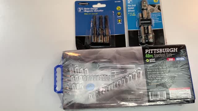 PITTSBURGH 3/8 In 1/4 In Drive SAE Metric Socket Set 40 Pc SAE Magnetic Nutsetter Hex Shank Driver