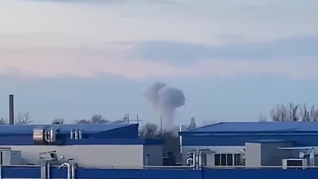 Explosions and fire in Nova Kakhovka, north of Crimea