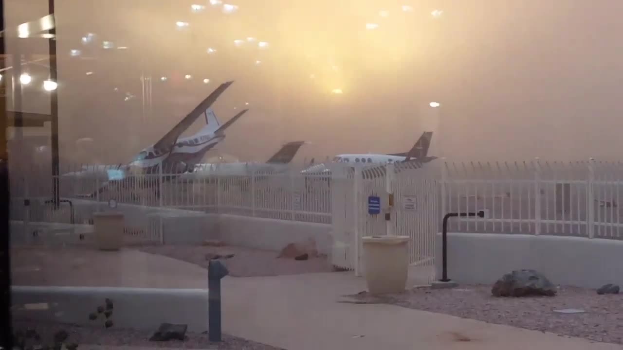 Sandy Winds Blow Aircraft