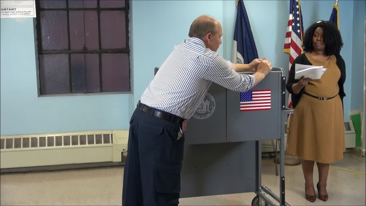 QU County - Closing the Ballot Marking Device