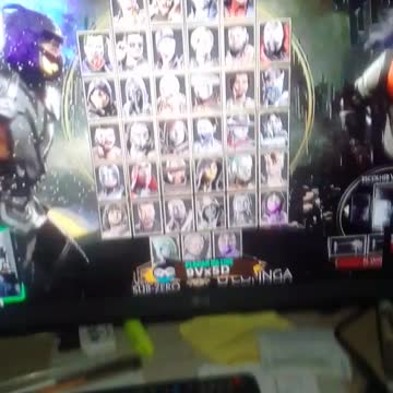 jogando mortal kombate ultimate escolhendo personagens