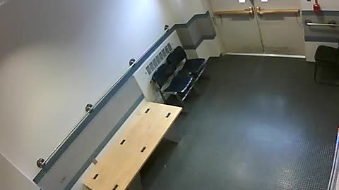 1657HQOB02PrisonerProcessingLobby_2021-01-06_09h20min00s493ms.mp4