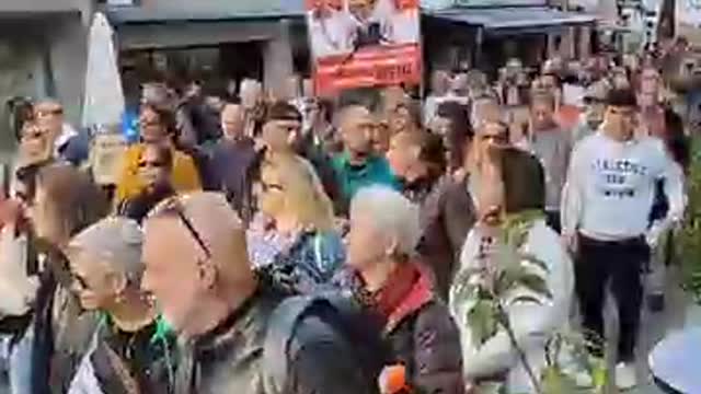 ECHOES AROUND THE WORLD- Switzerland Protest Vax Passport