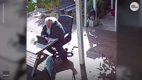 Snake surprises Australian man relaxing outside | USA TODAY