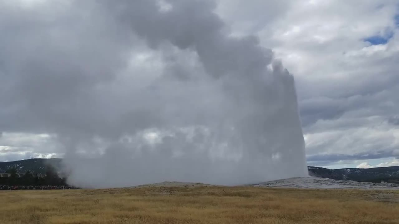 Smoke from hot springs in the Canyon