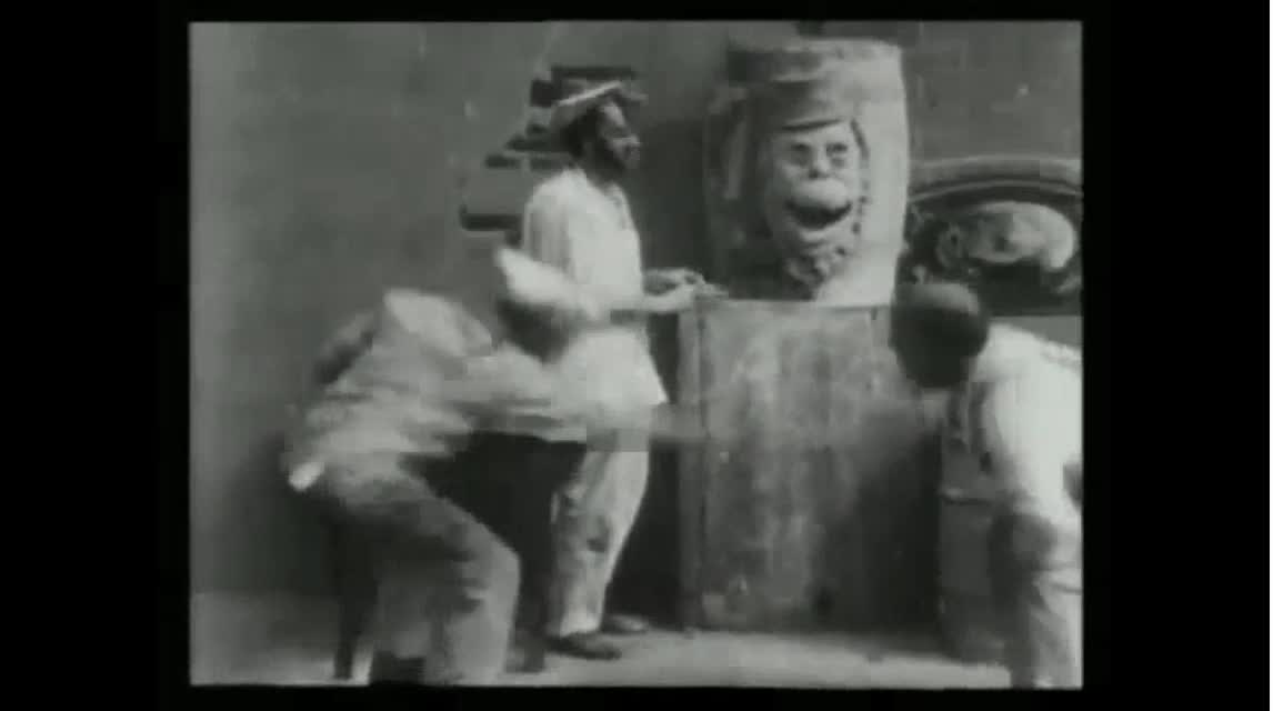 Fun in a Bakery Shop c.1902 : One of the earliest recorded uses of stop-motion animation