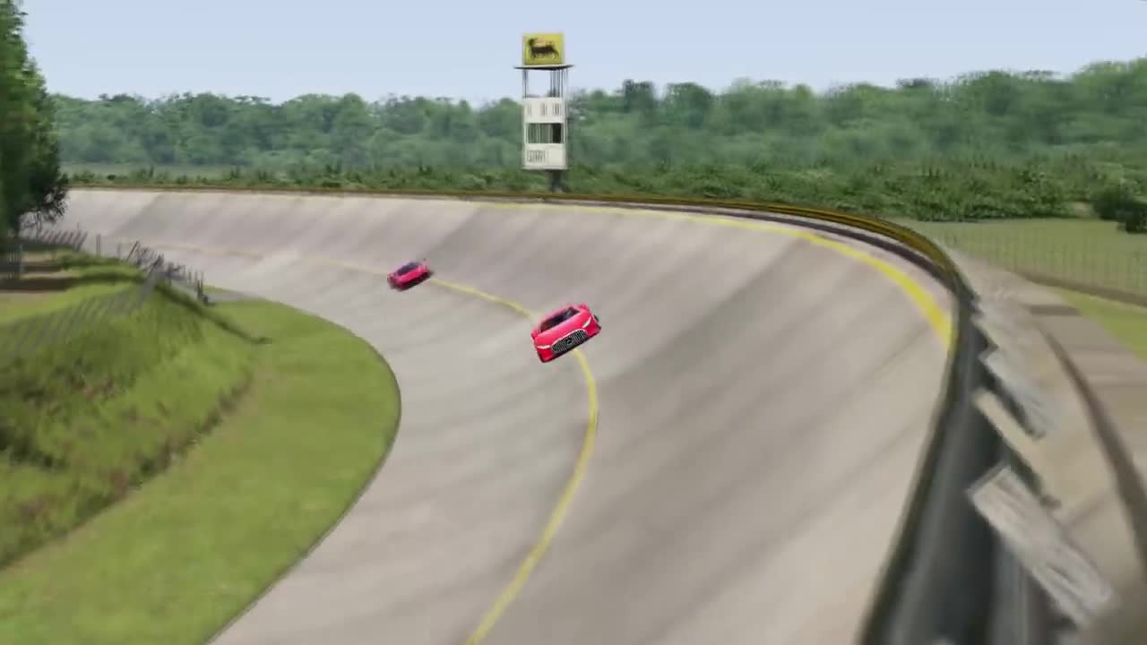 Mercedes-Benz AMG Vision GT vs Ferrari LaFerrari at Monza Full Course-18