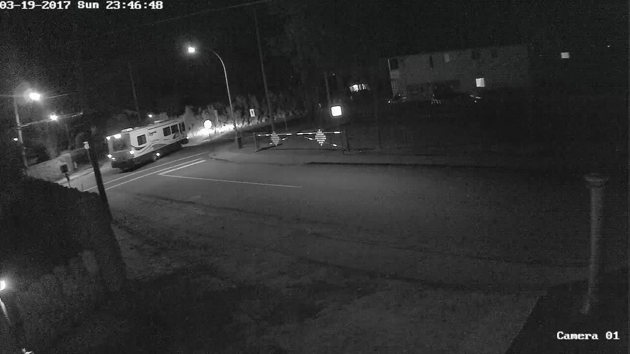 RV takes out stop sign and drives away