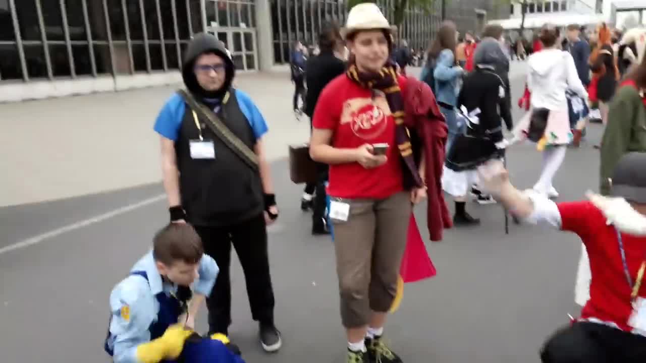 TF2 Kazotsky Kick Cosplay Dancing (Pyrkon 2019)