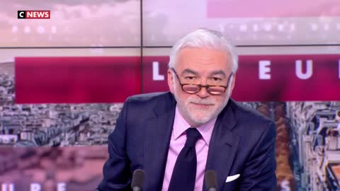 Pascal Praud sur Olivier Véran