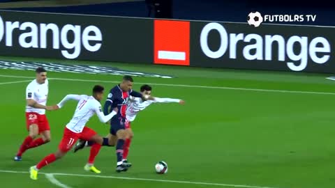 Kylian Mbappe - Amazing Soccer Skills & Goals!