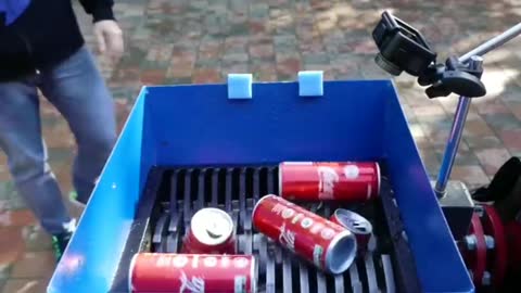 FAST SHREDDER VS COCA COLA! AMAZING EXPERIMENT!