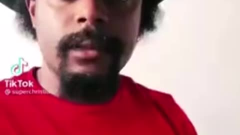 Listen to this VET! And look at his FACE!