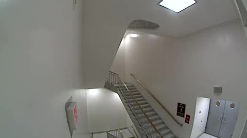 3148RHOB01Stair6_2021-01-06_17h20min02s723ms.mp4