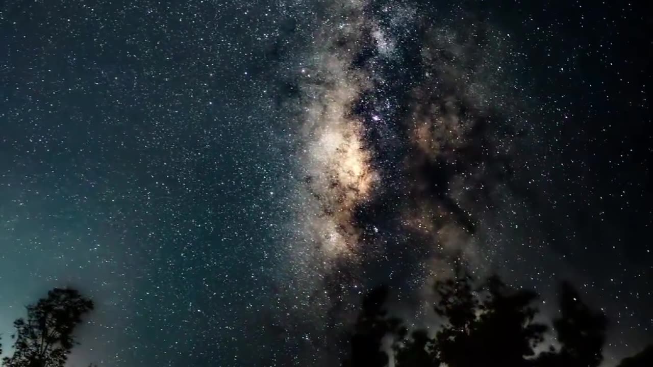 IMPRESSIVE VIDEO OF THE MILKY WAY TAKEN FROM OAHU HAWAII