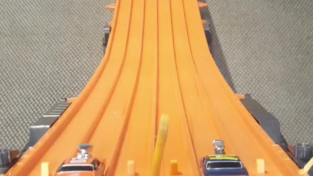 Bonus Race 2, Big Machine Show-down