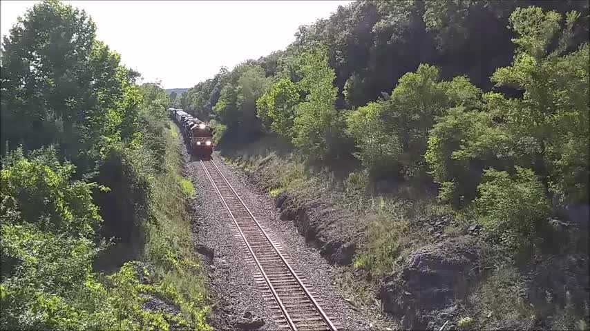 Norfolk & Southern In Wabash Indiana EMD Leader & GE DPU